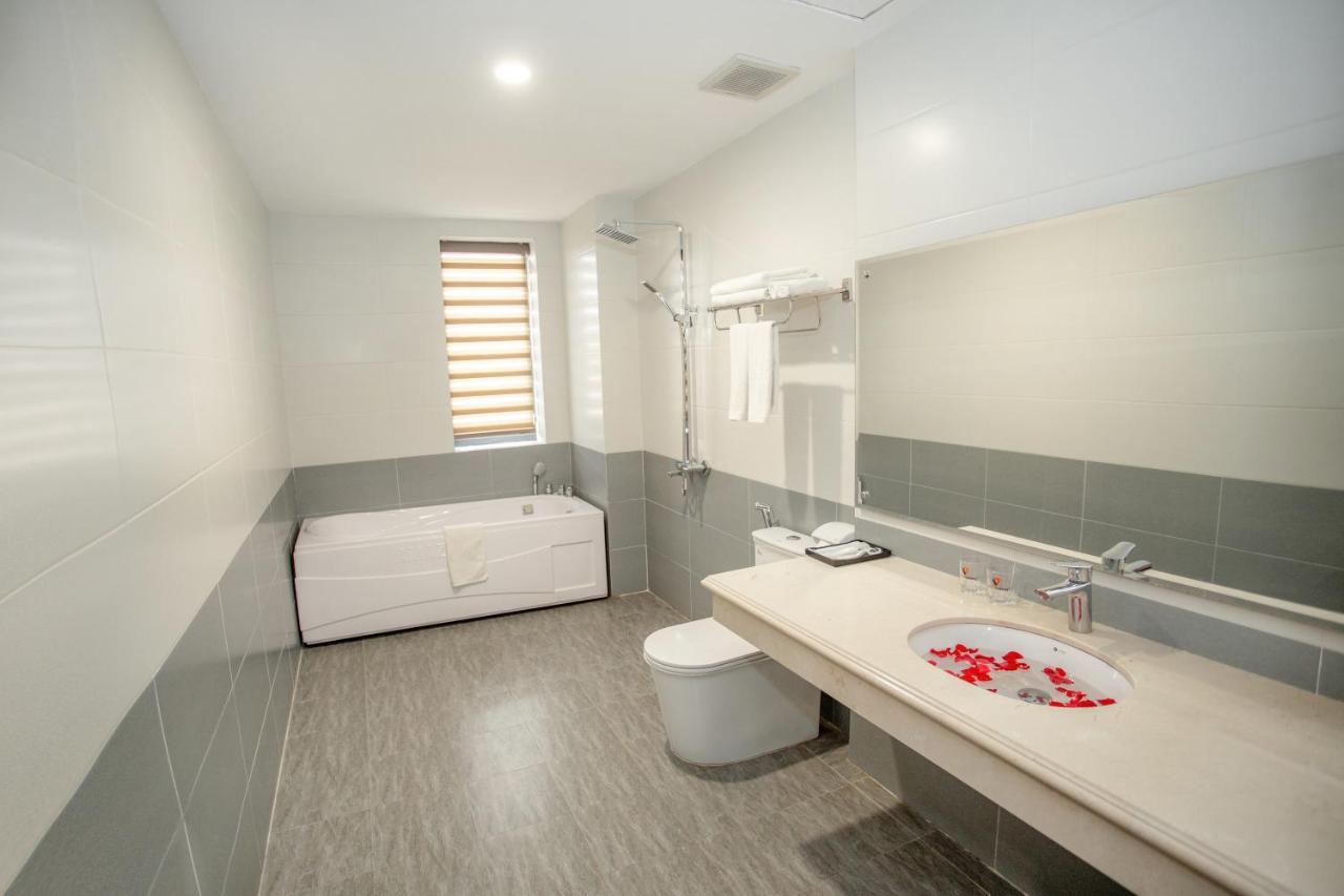 Momali Hotel Ninh Binh Exterior photo